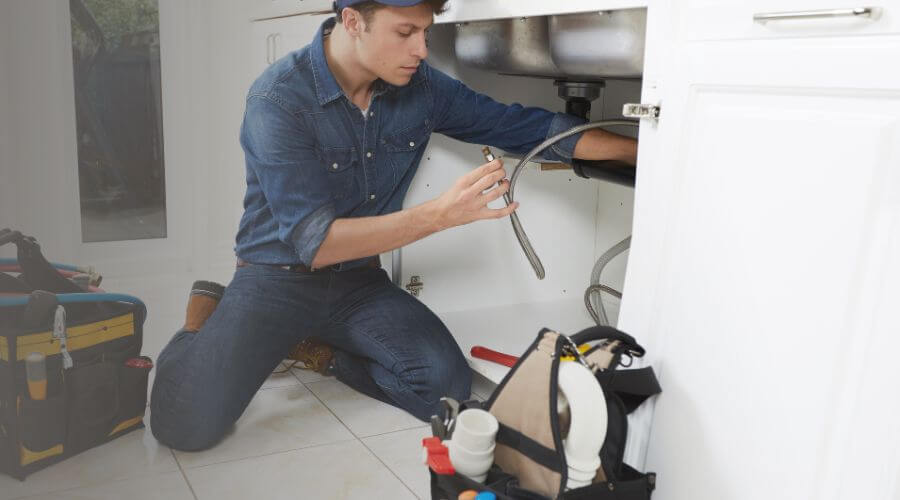 Expert burst pipe repair services in Lenapah, OK
